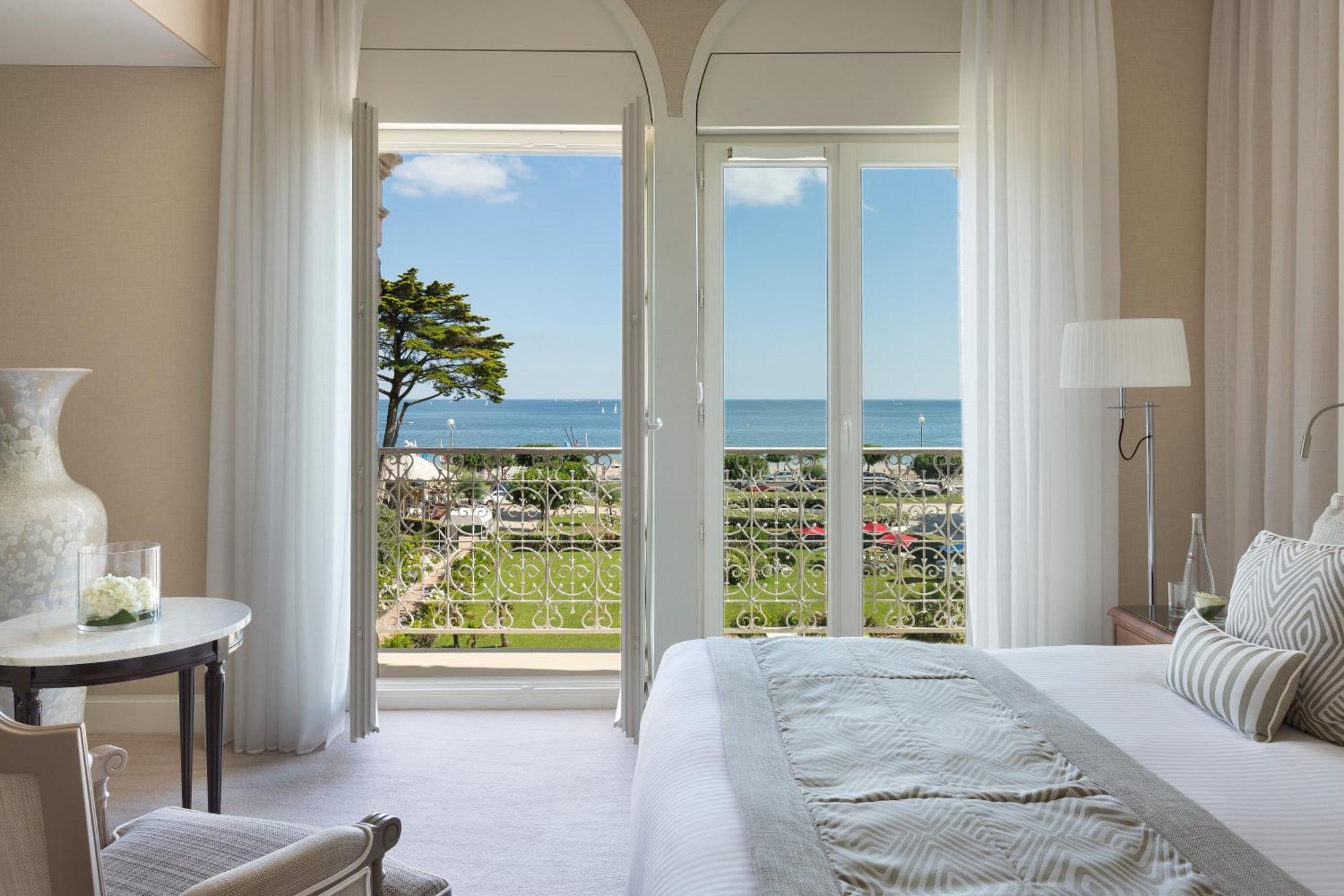Hotel Barrière Le Royal 5*
